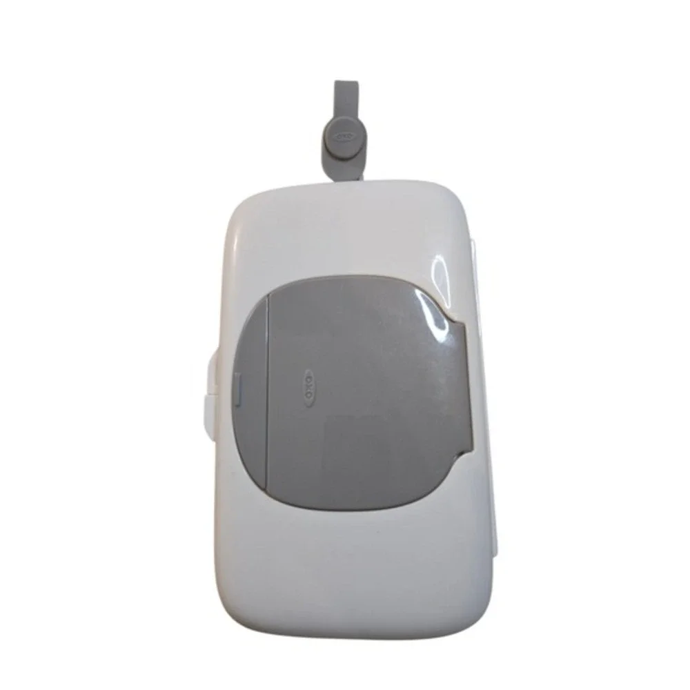 OXO Tot On-The-Go Wipes Dispenser‎ (White)